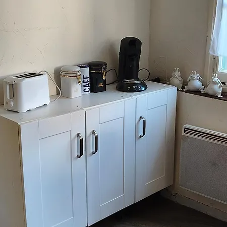 4 Places - Centre-ville Апартаменты *